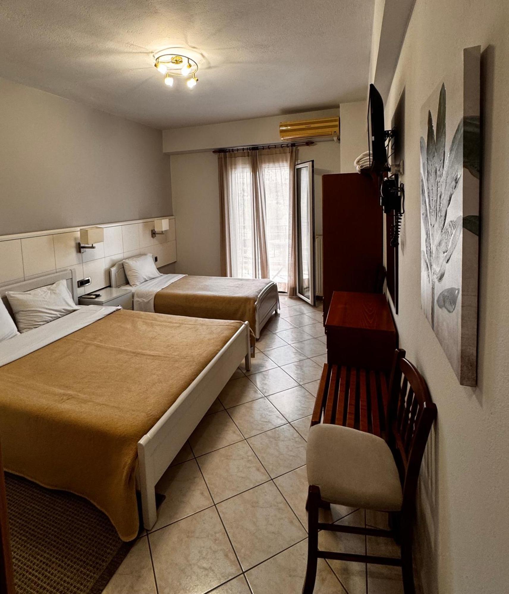 Paradosi Rooms Igoumenítsa Extérieur photo